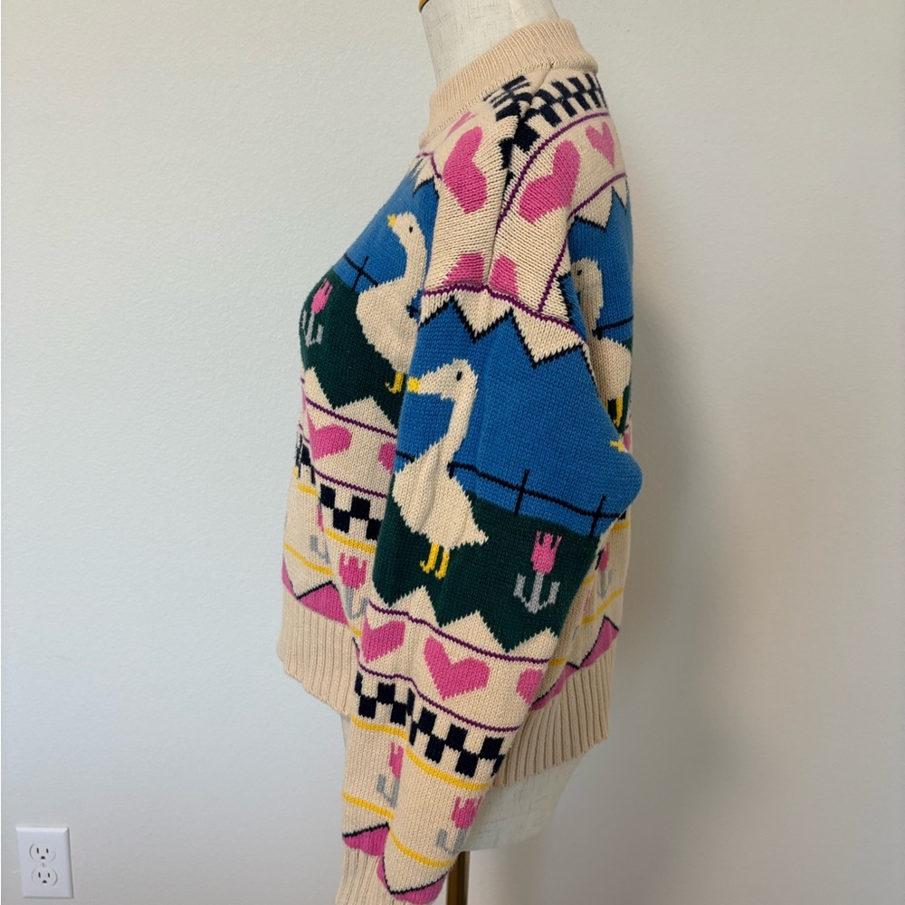 Kina and Tam Duck Goose Sweater - Picture 2 of 8
